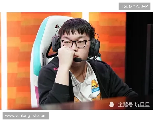 飞虎队与毅腾队的激烈对决展现足球激情与团队精神的巅峰对抗